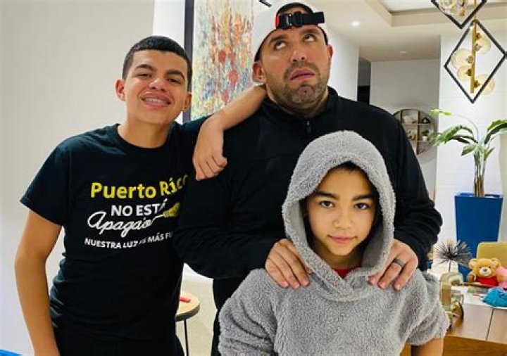 
Who Is Influencer Ocean Pabon and Why Is He Trending on Twitter? 