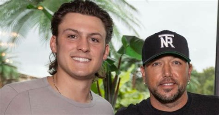 Who Is Jason Aldean Nephew? Meet Logan Crosby On Instagram