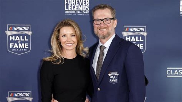 
Who is Jeffrey Earnhardt Wife? Bio, Net Worth 2023 