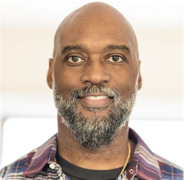 
Who Is Julius Randle Brother? Siblings Parents And Ethnicity Revealed 