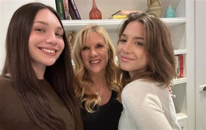 
Who Is Mackenzie Fierceton? Meet Mother Father and Radiologist Parents 