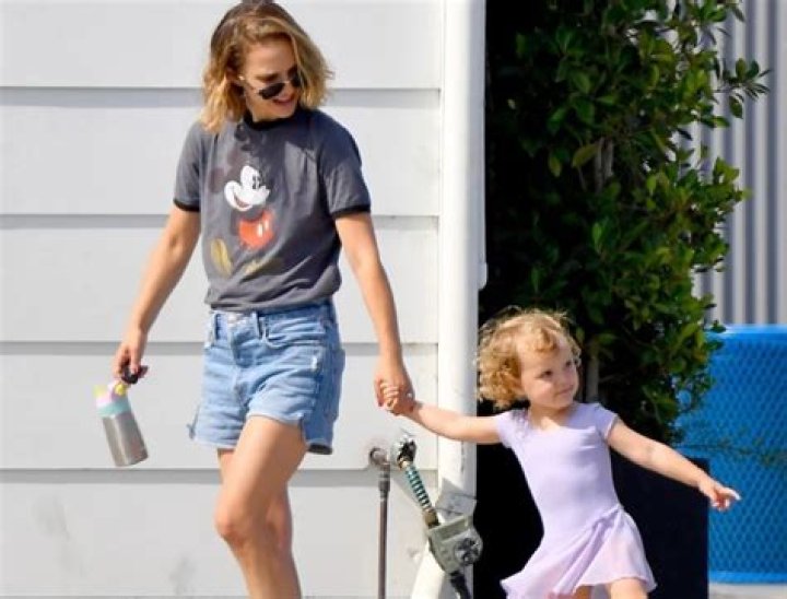 
Who Is Natalie Portman Daughter Amalia Millepied? Female Thor Jane Foster Actress Has 2 Kids 