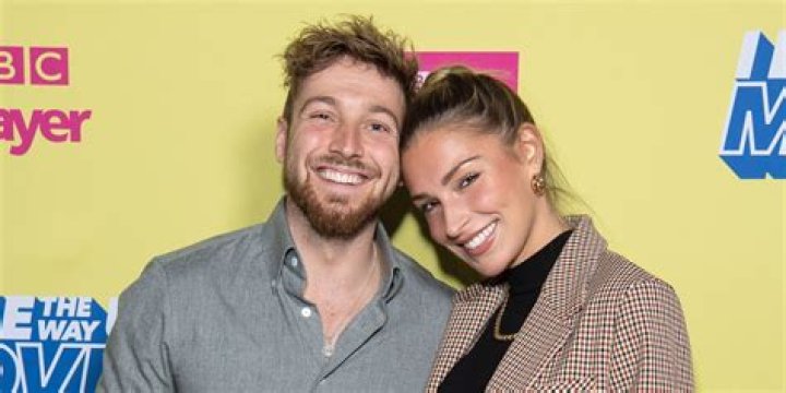 
Who is Olivia Newton-John’s Ex-Boyfriend? Patrick McDermott Ex-GF death cause 