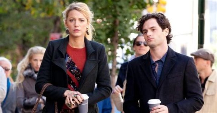 
Who Is Penn Badgley Dating? You Actor’s Love Interest 