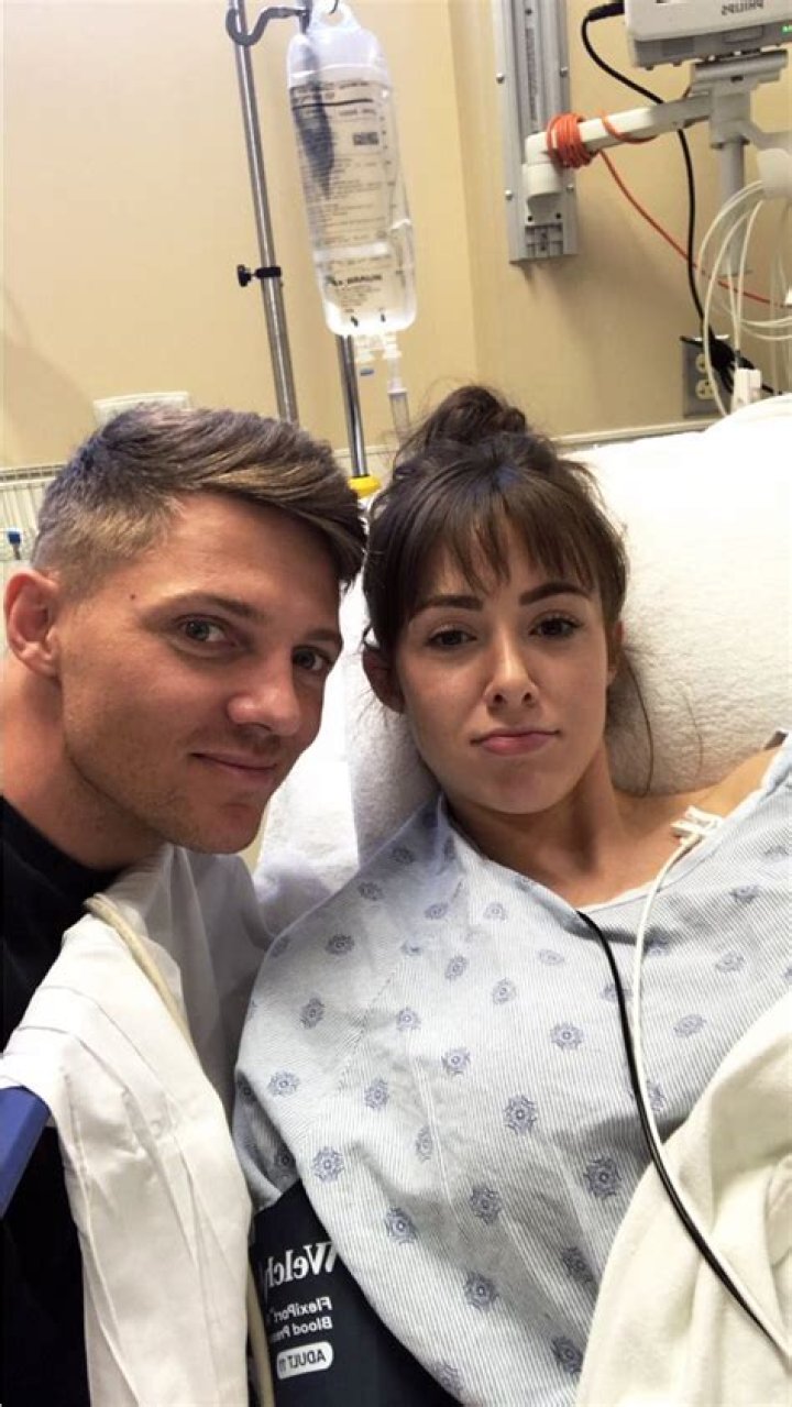 
Who is Steve Cook Dating? Bio, Net Worth 2022, Age, & Career 