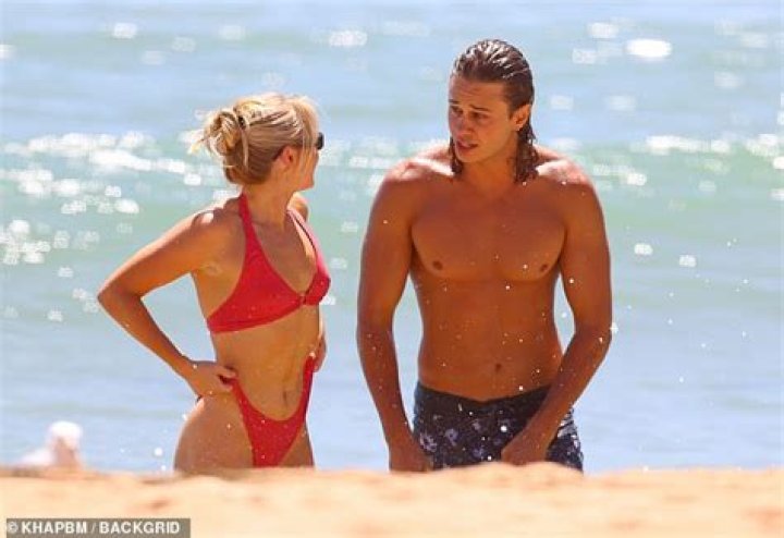 
Who Is Sydney Pennington Boyfriend Victor Romero? Relationship & Dating Life Explored 