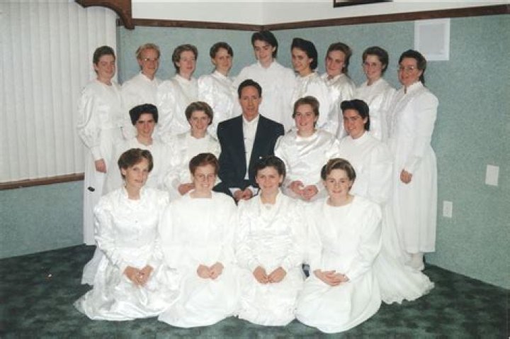 
Who Is Warren Jeffs’ Youngest Wife Merrianne Jessop? She Was 12 When They Got Married In 2006 