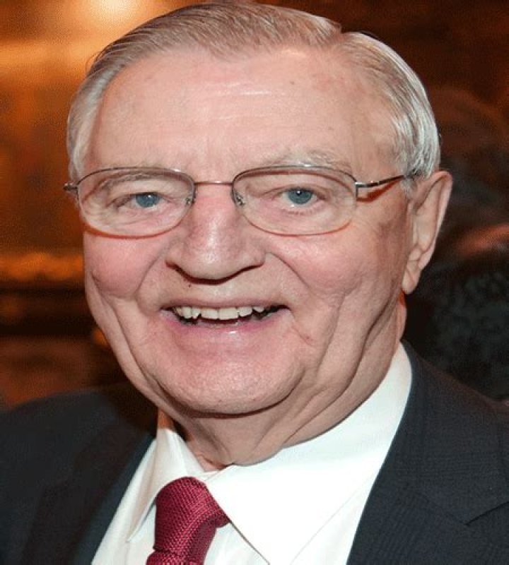 
William Mondale Height, Weight, Net Worth, Age, Birthday, Wikipedia, Who, Nationality, Biography 