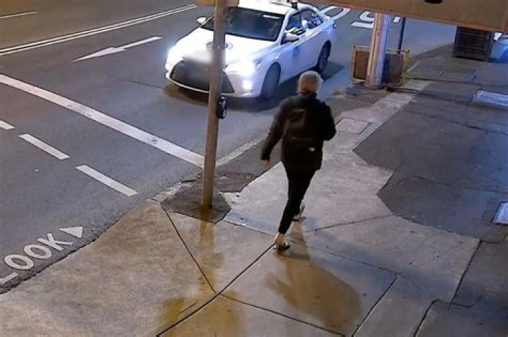 
Woman who carjacked taxi driver at knifepoint captured on video 