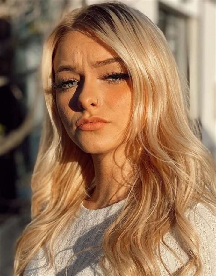 Zoe LaVerne (TikTok Star) Biography, Age, Boyfriend, Height, Net Worth